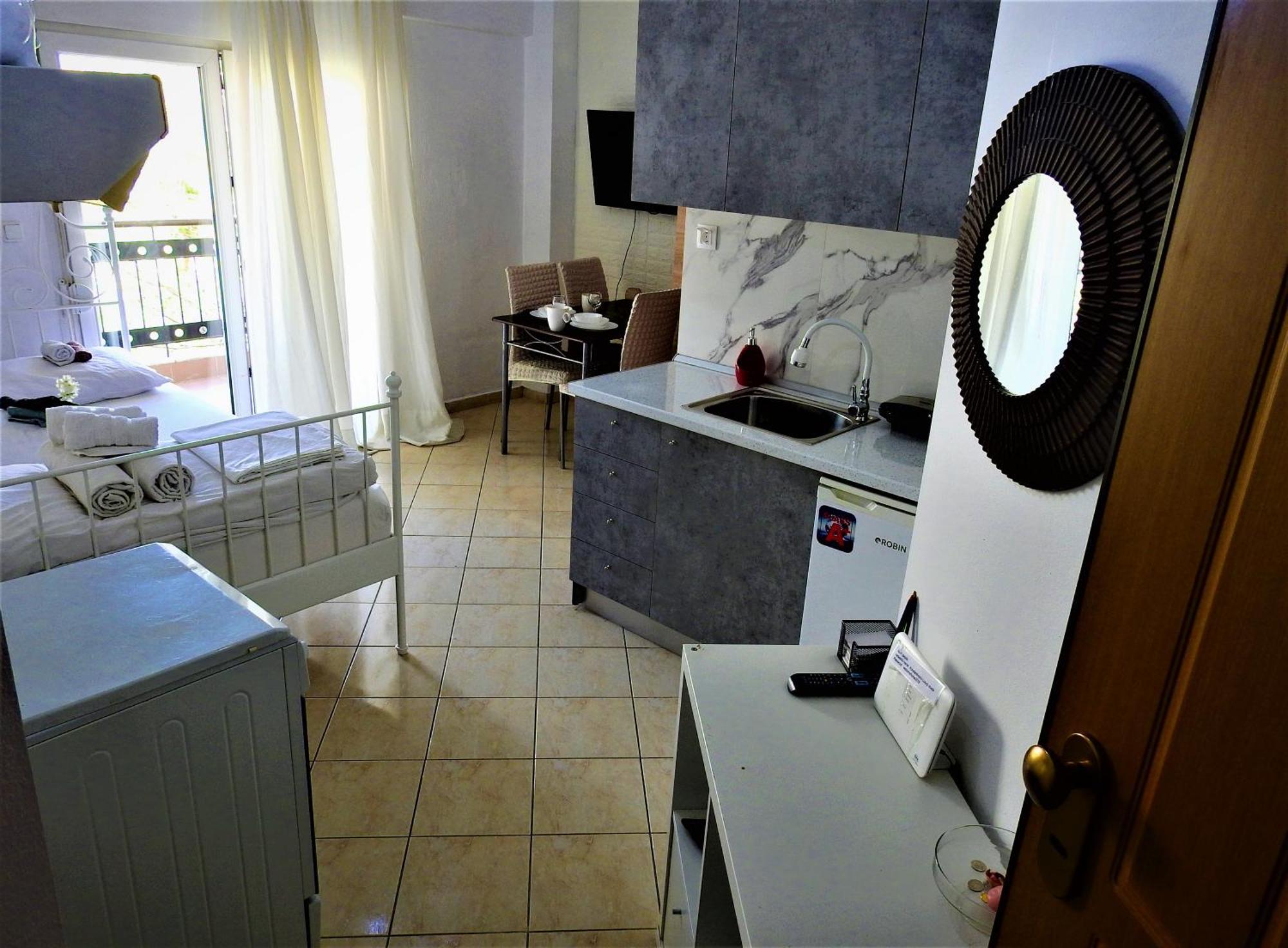 Konstantinos'S Luxury Studio Thessaloniki Exterior foto