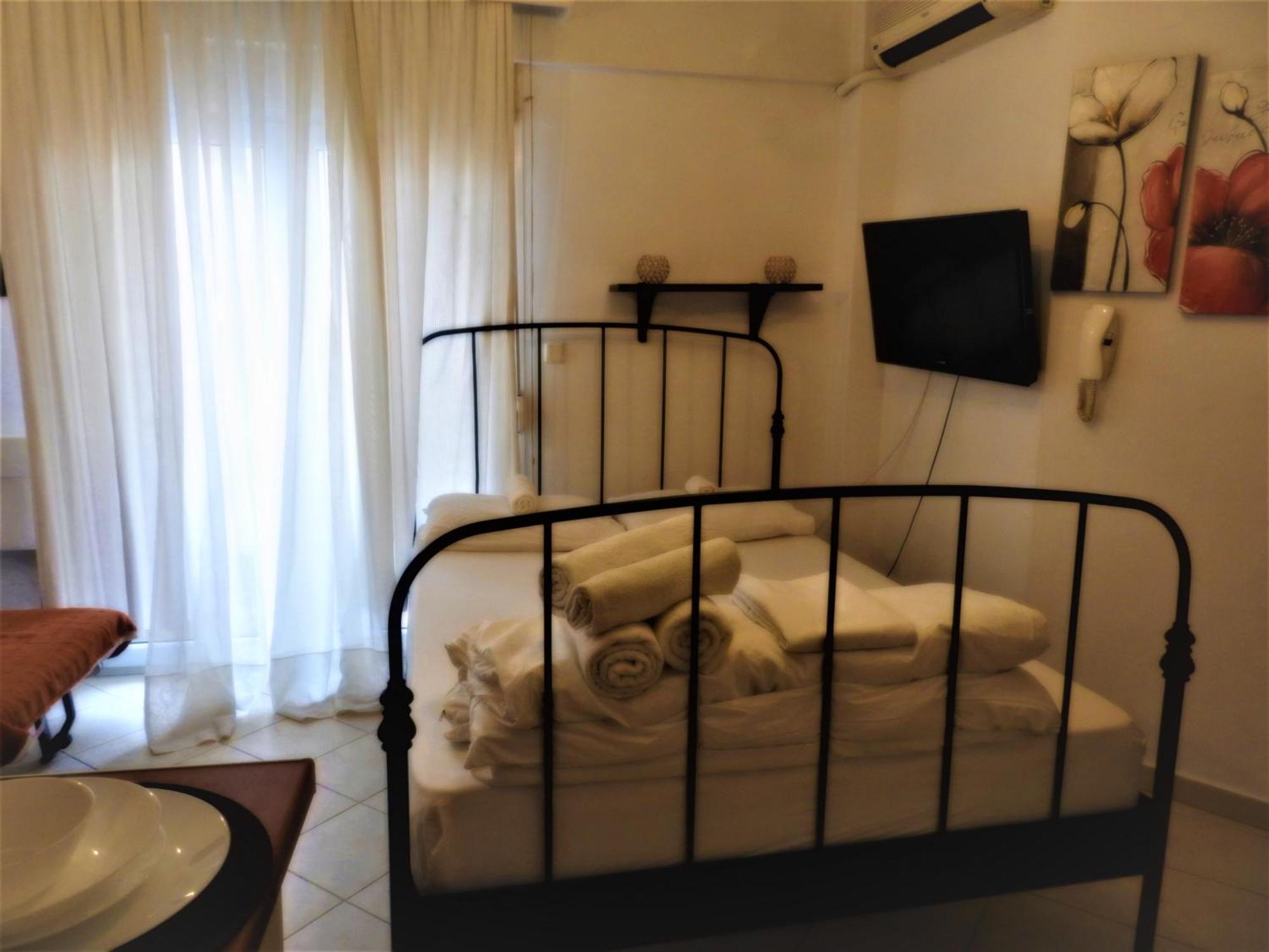 Konstantinos'S Luxury Studio Thessaloniki Exterior foto