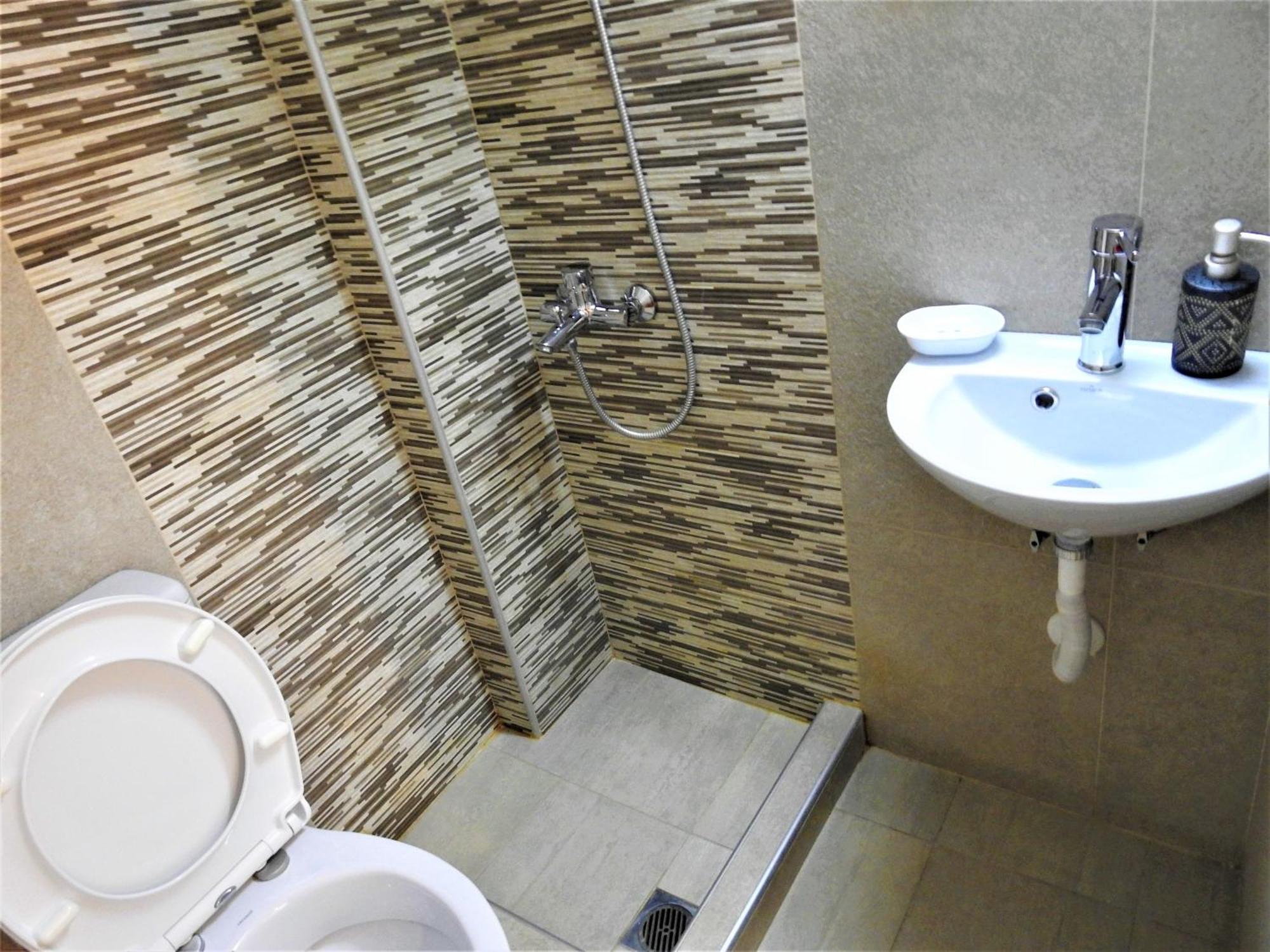 Konstantinos'S Luxury Studio Thessaloniki Exterior foto